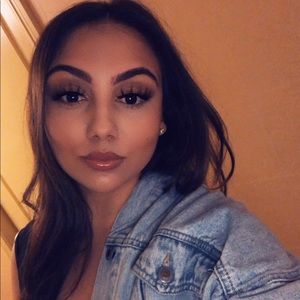 Meet your Posher, Jacqueline